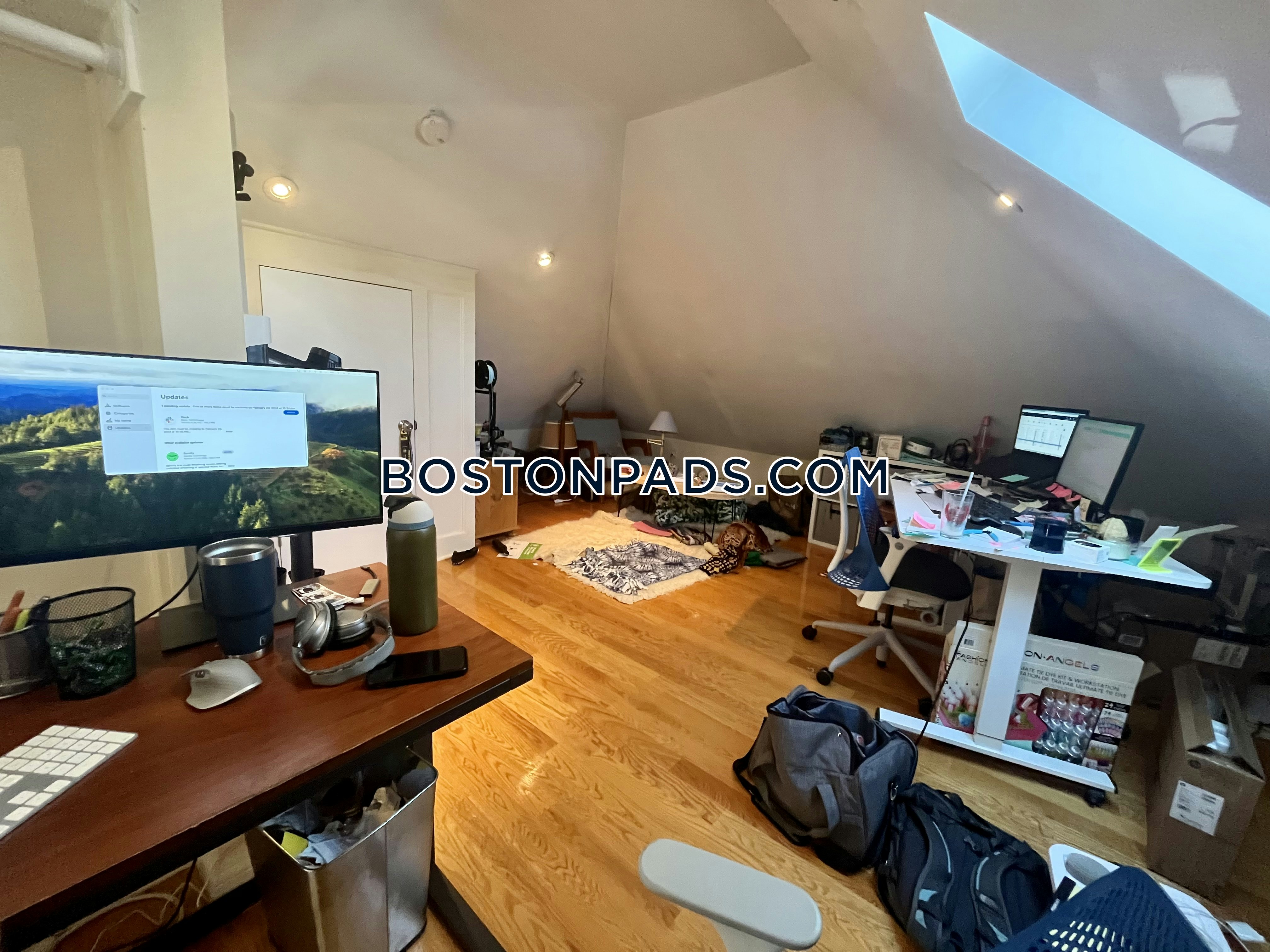 581 Cambridge St, Allston