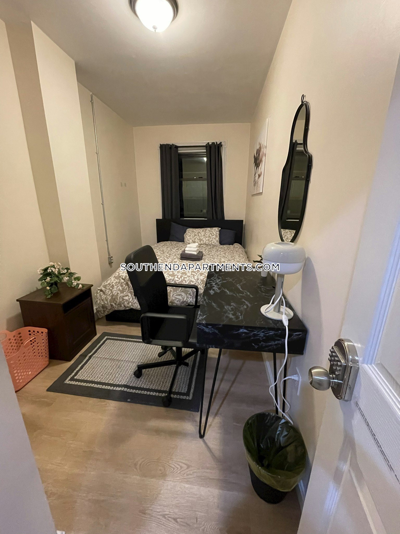 871 Harrison, South End