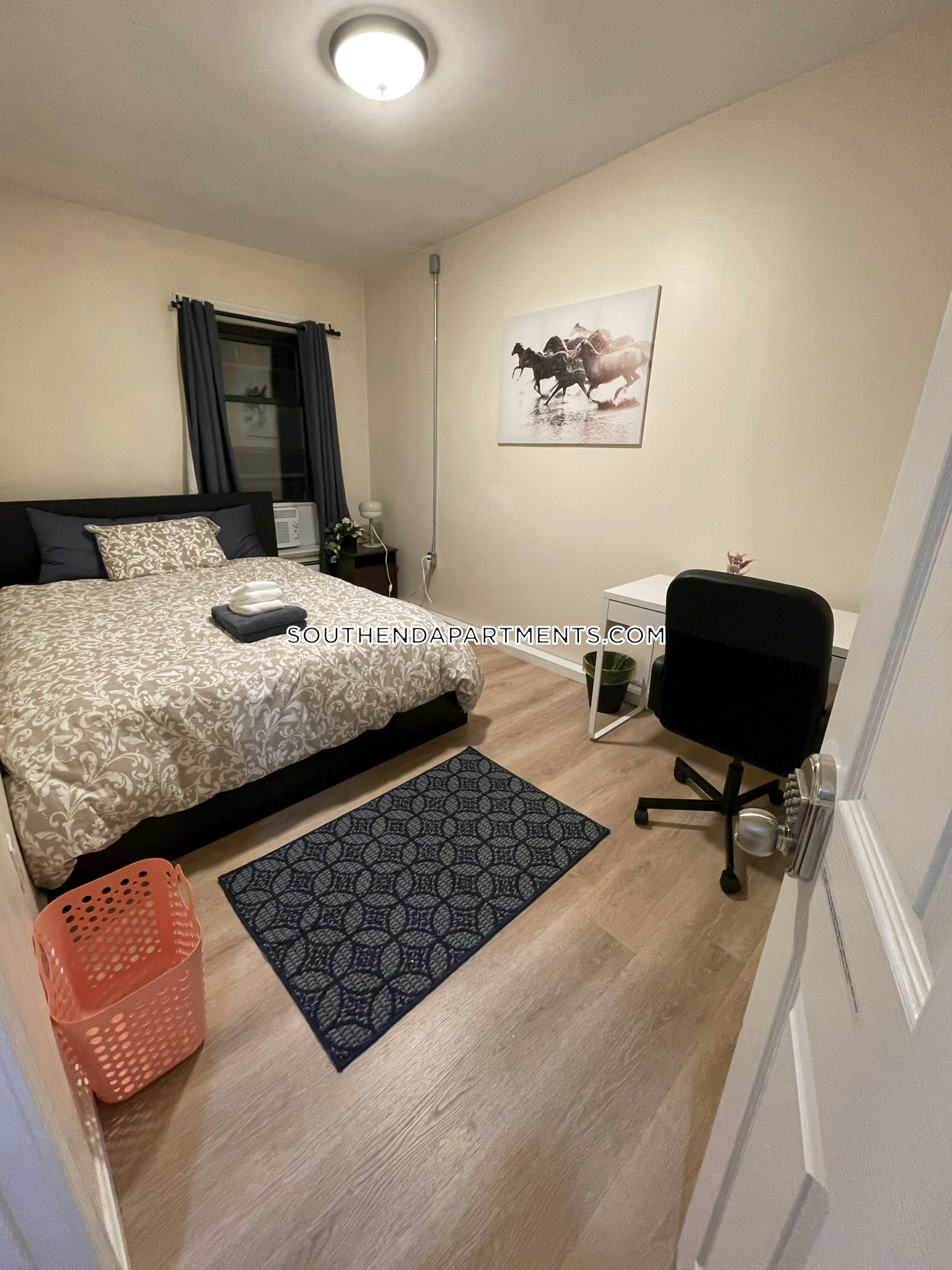 871 Harrison, South End