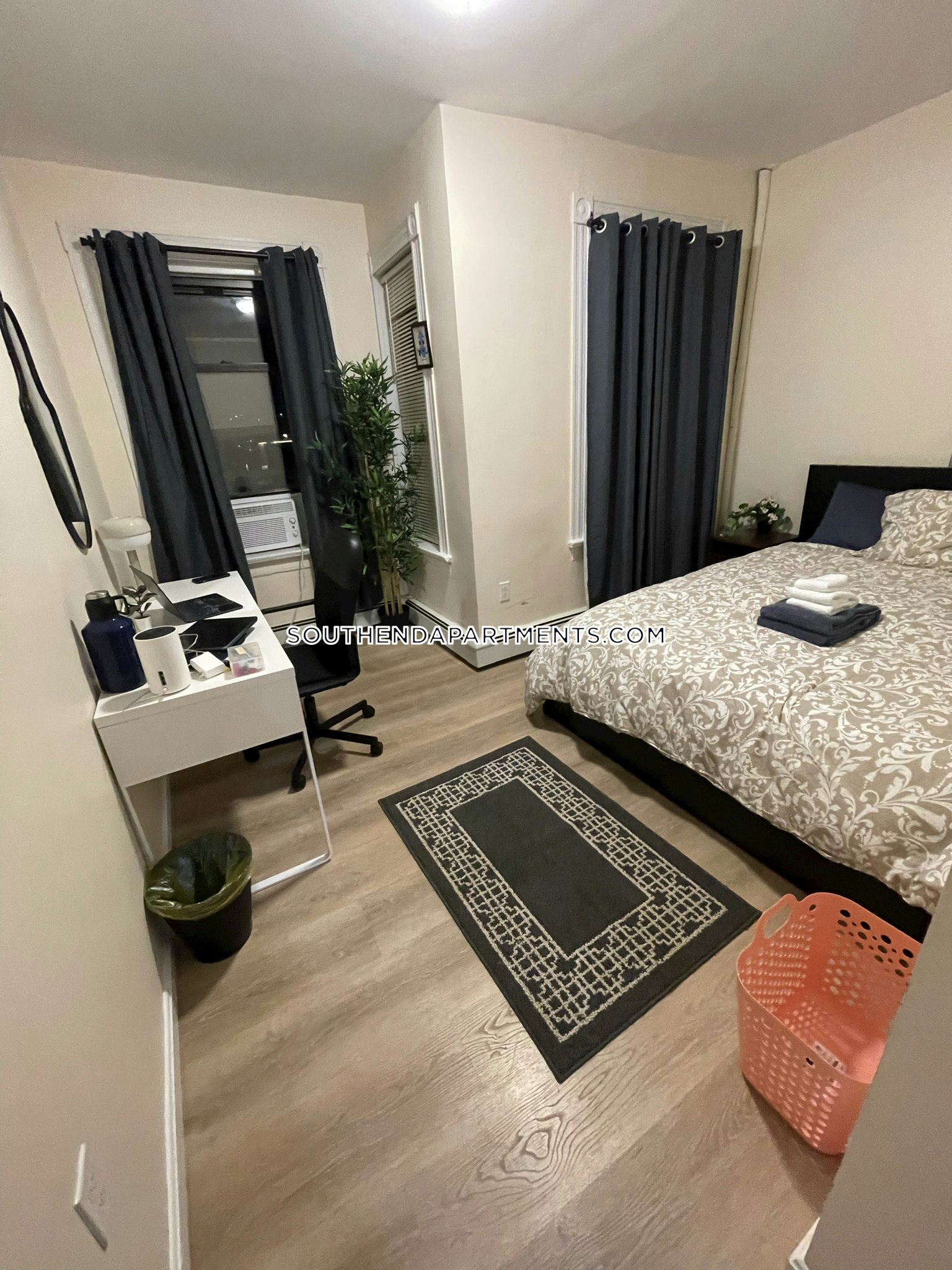 871 Harrison, South End