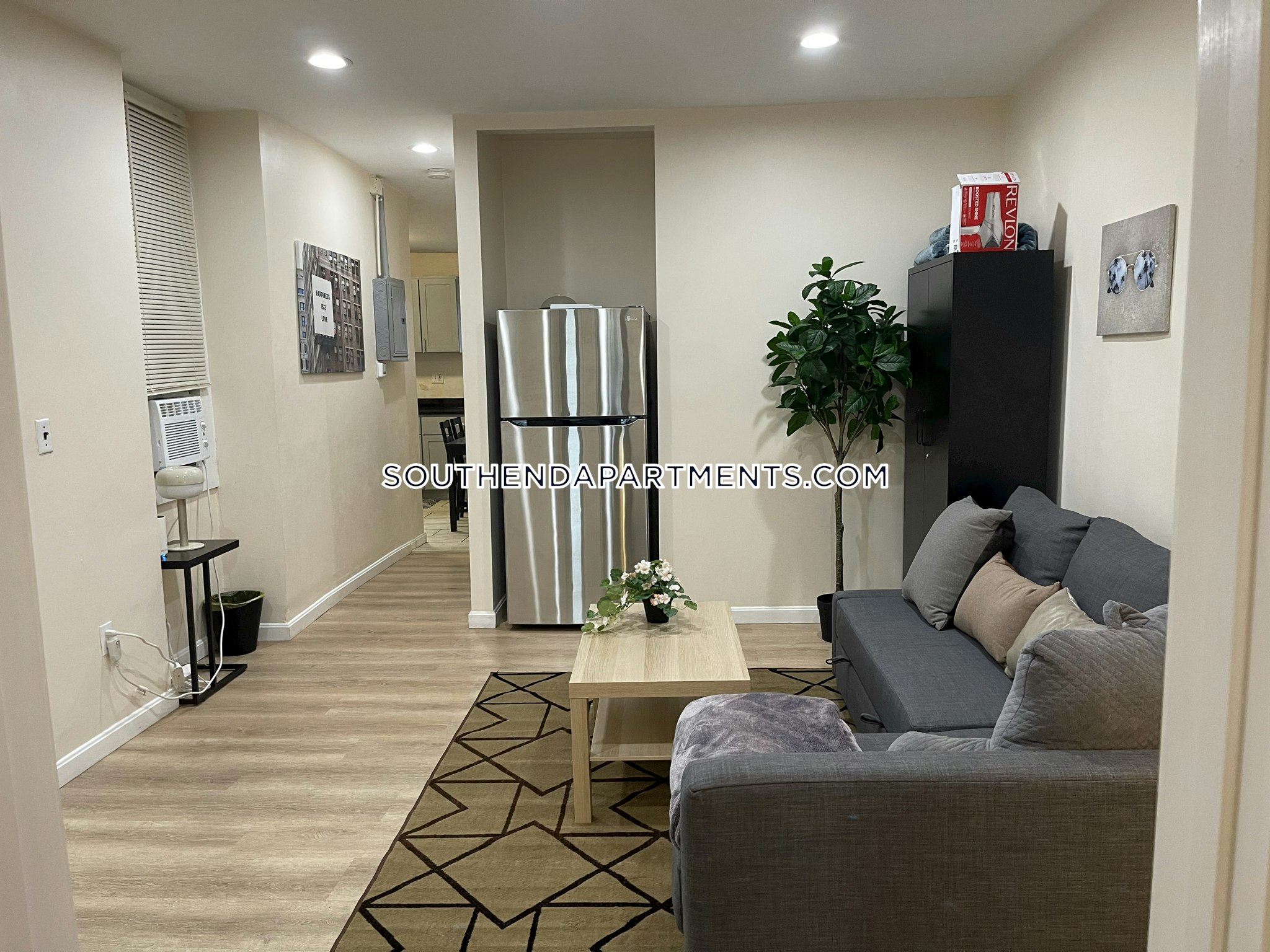 871 Harrison, South End