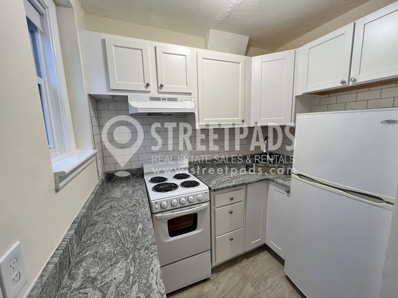 2018 Commonwealth Ave, Brighton