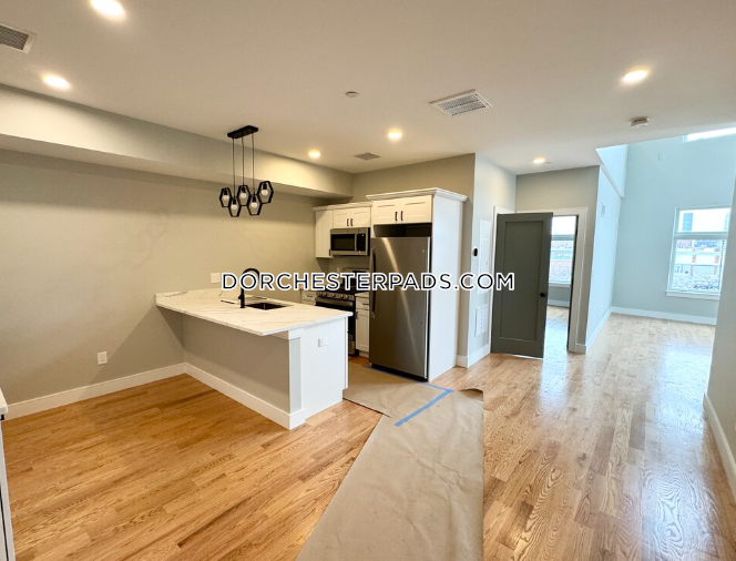 16 Baker Ct, Dorchester