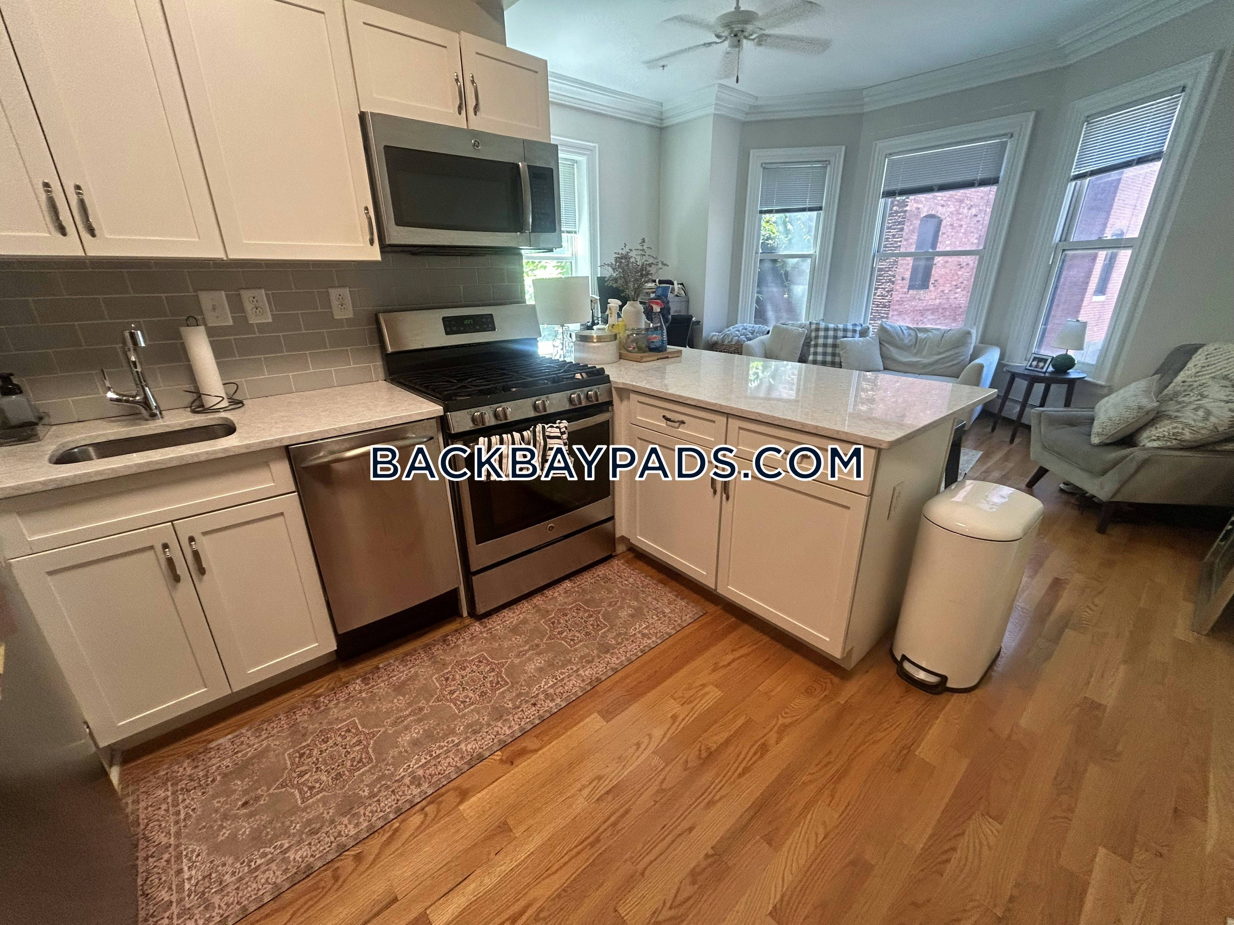 31 Massachusetts Ave, Back Bay