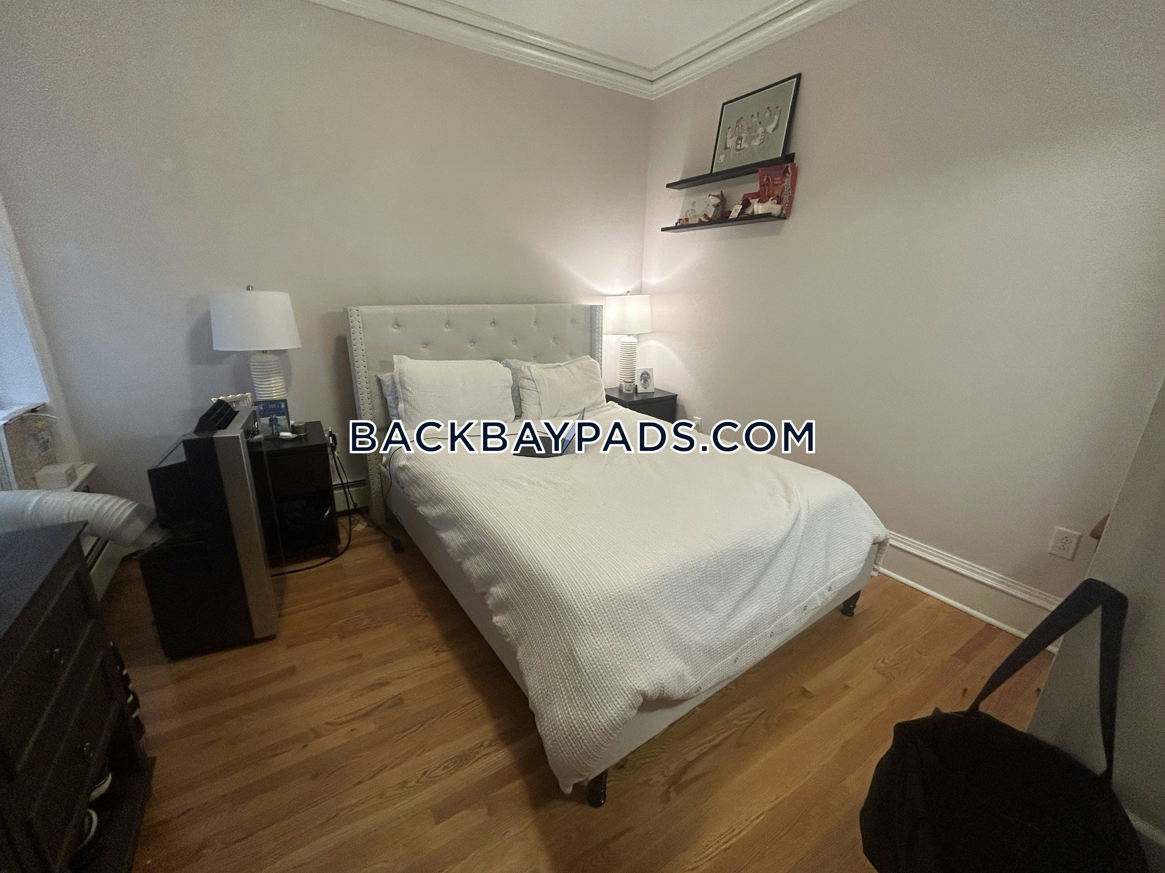 31 Massachusetts Ave, Back Bay