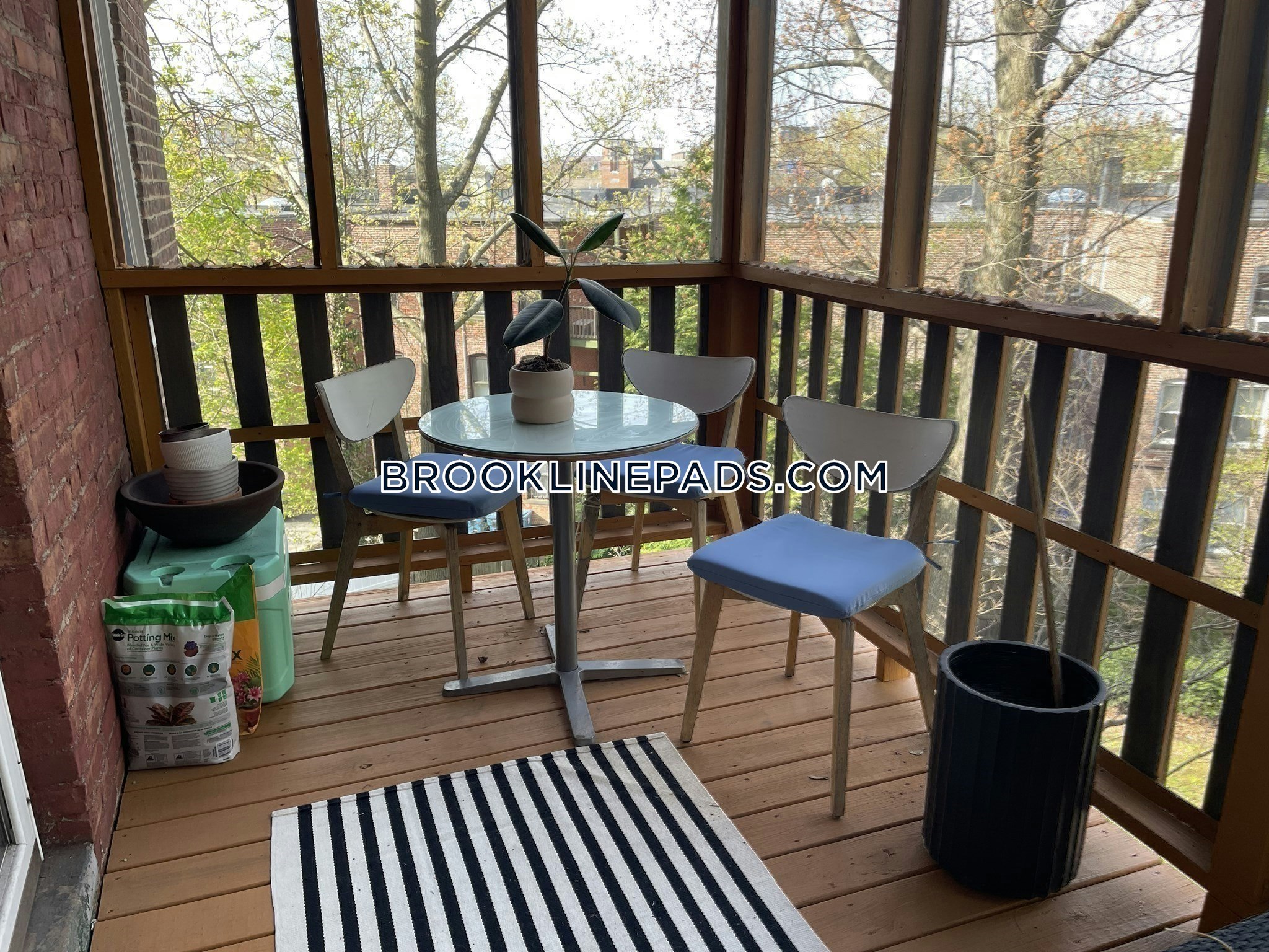 90 Browne St, North Brookline