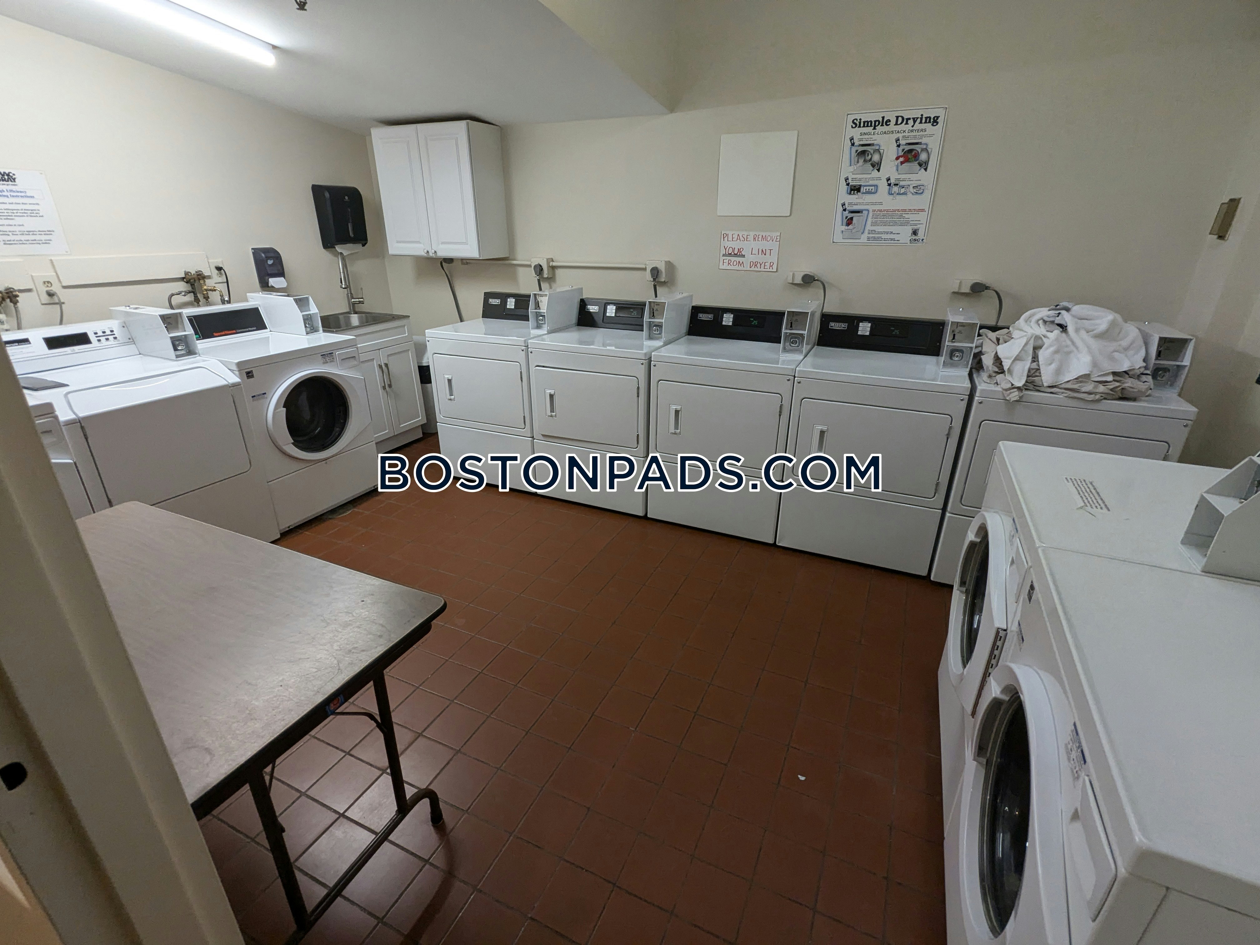 99 Fulton St, North End