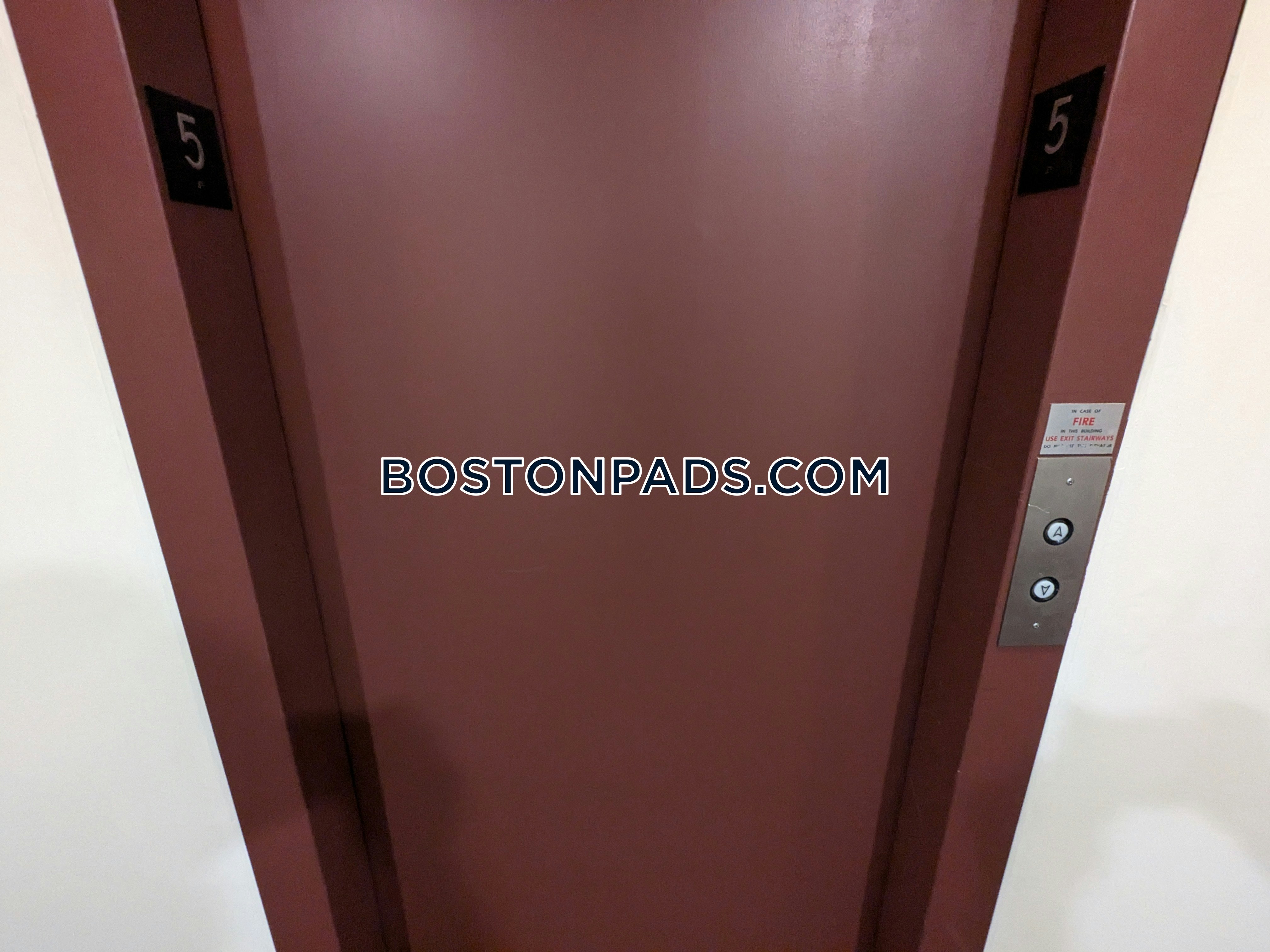 99 Fulton St, North End