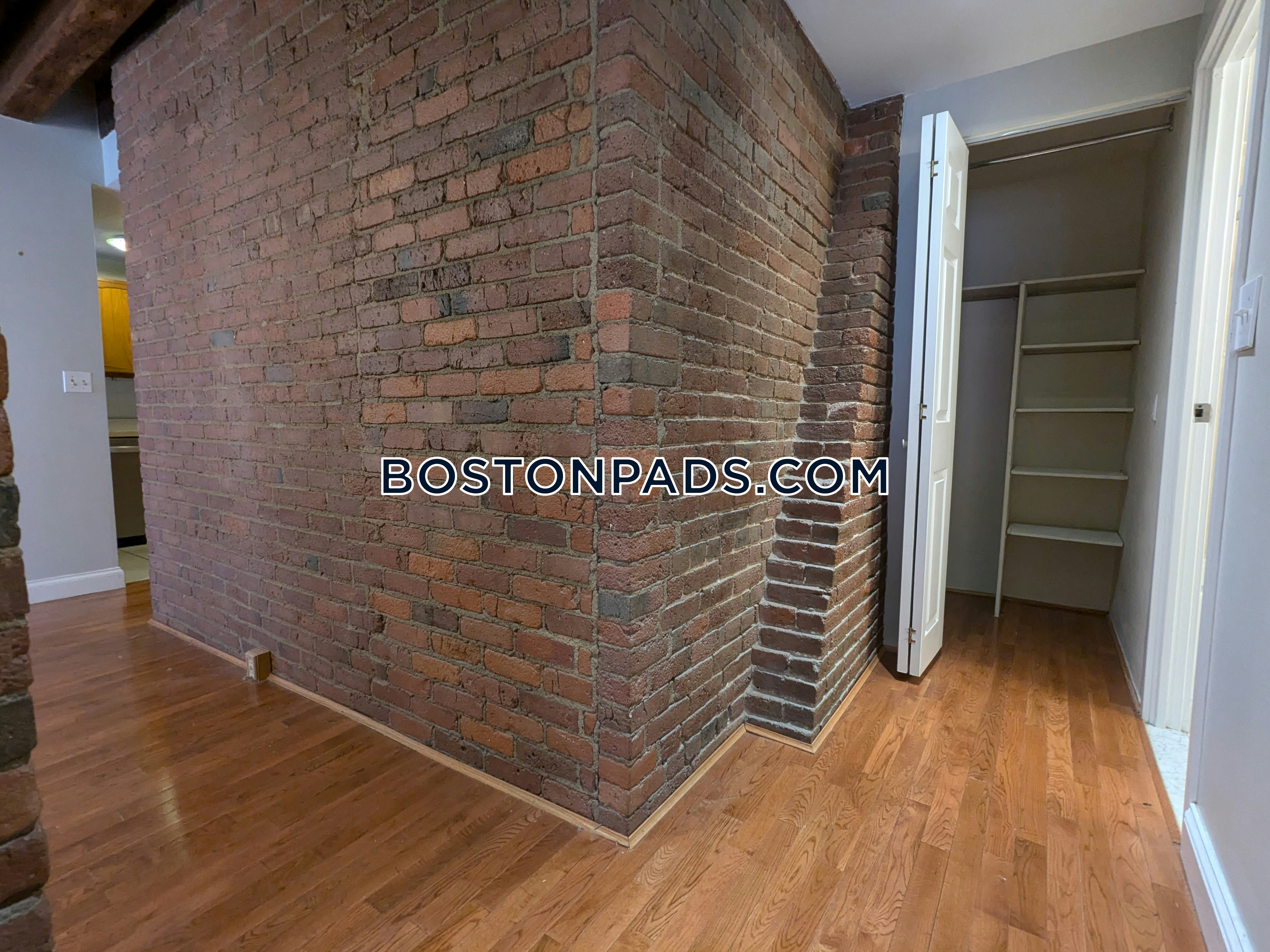 99 Fulton St, North End