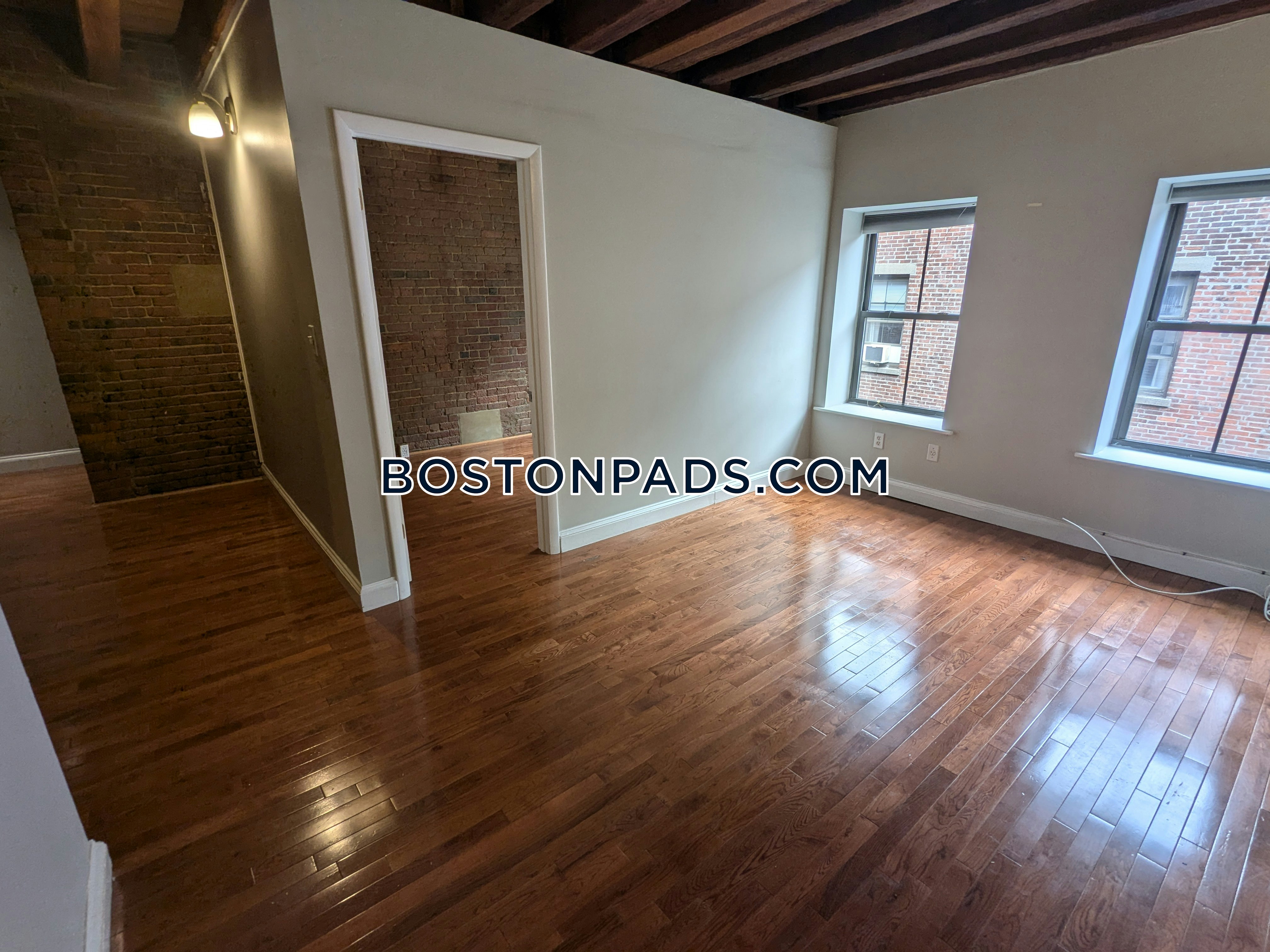 99 Fulton St, North End