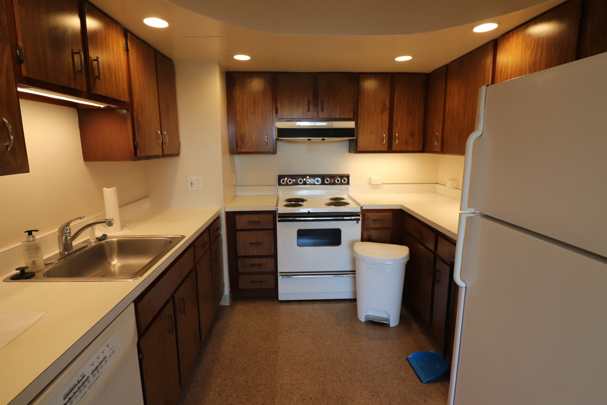 1731 Beacon St, Washington Square