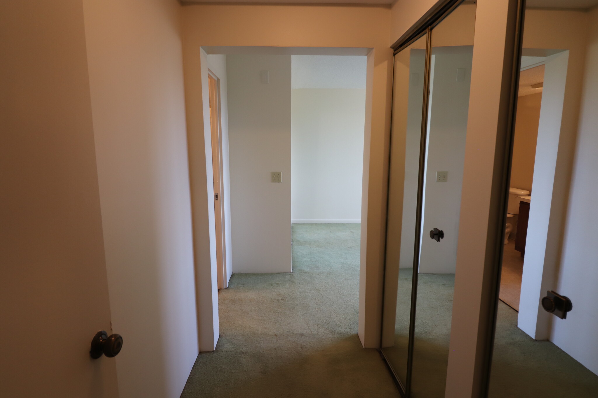 1731 Beacon St, Washington Square