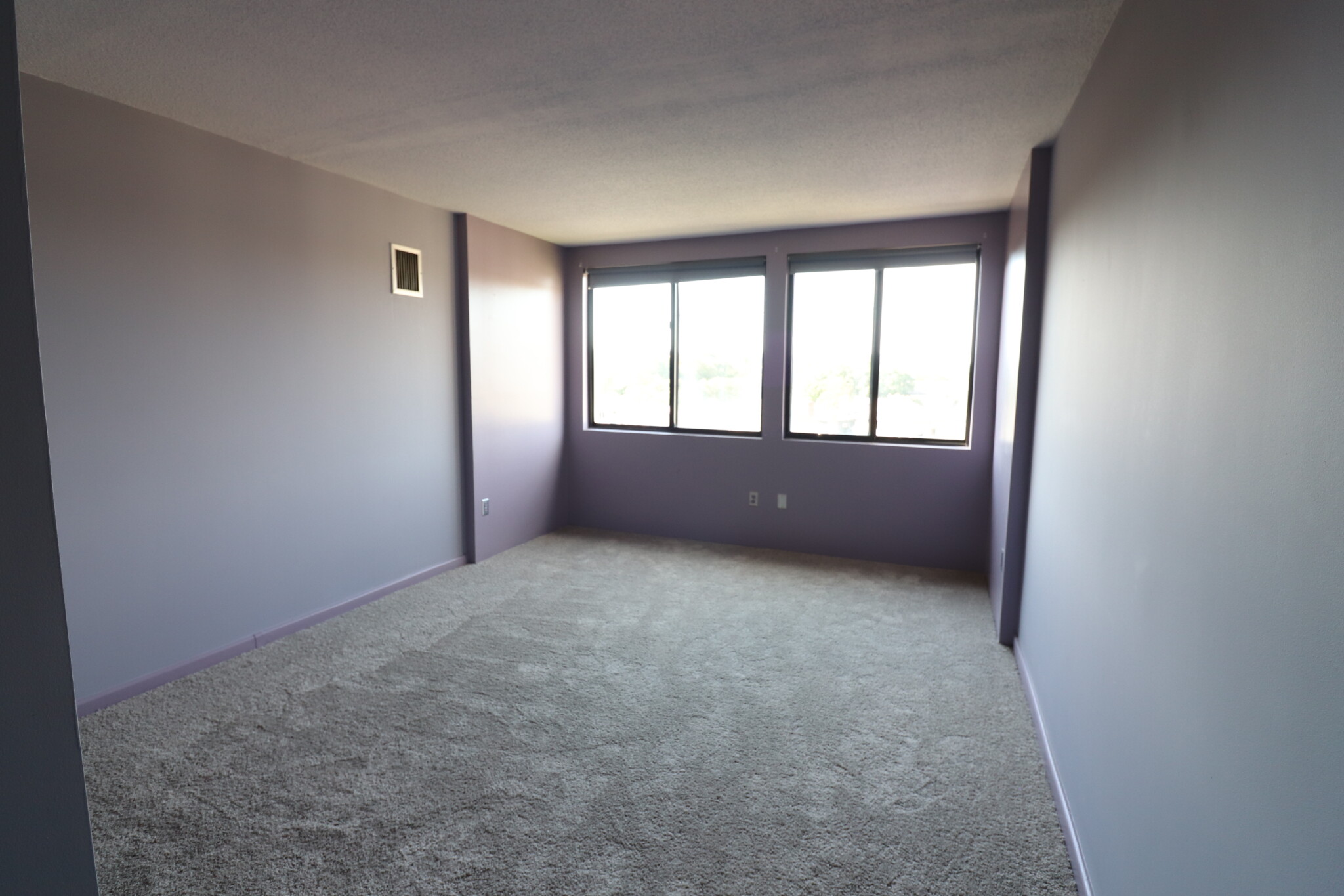 1731 Beacon St, Washington Square