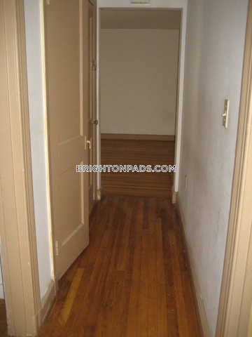 2 Platt Rd, Brighton