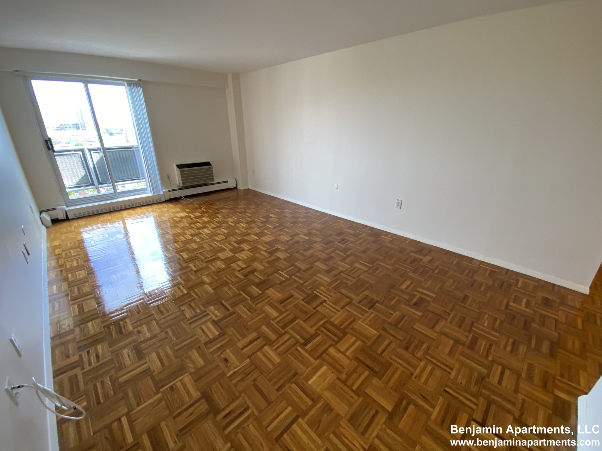 185 Freeman St, North Brookline