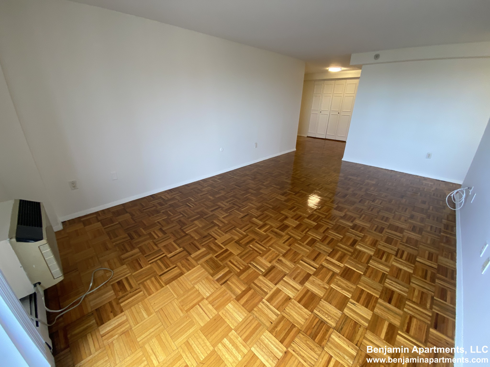 185 Freeman St, North Brookline