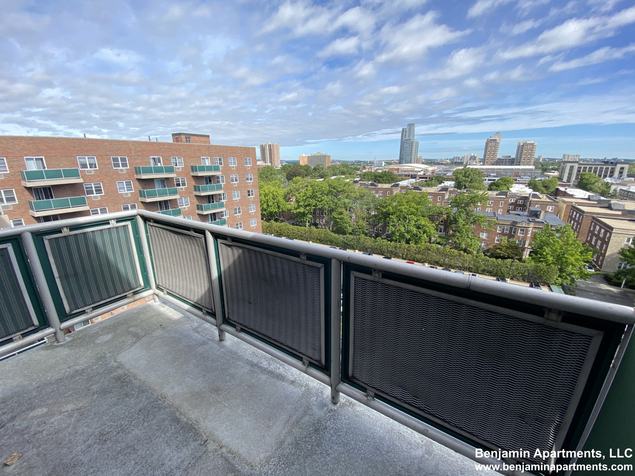 185 Freeman St, North Brookline