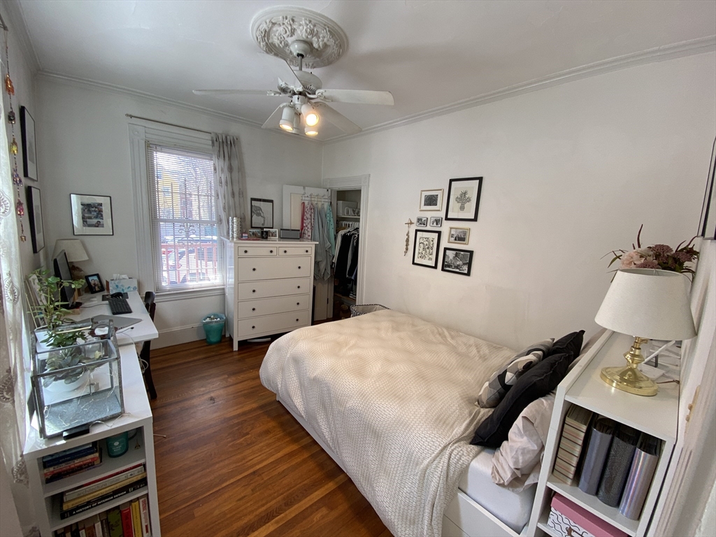 176 Elm St, North Cambridge