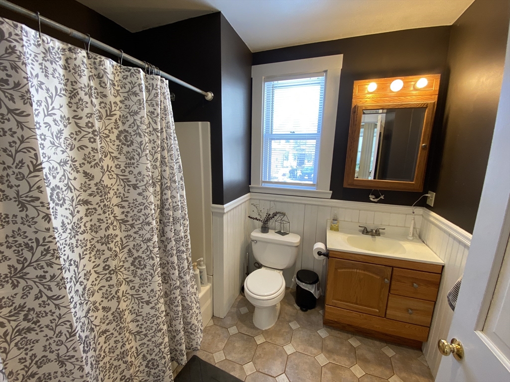 176 Elm St, North Cambridge