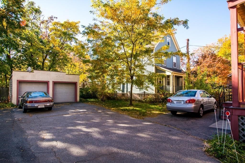 176 Elm St, North Cambridge