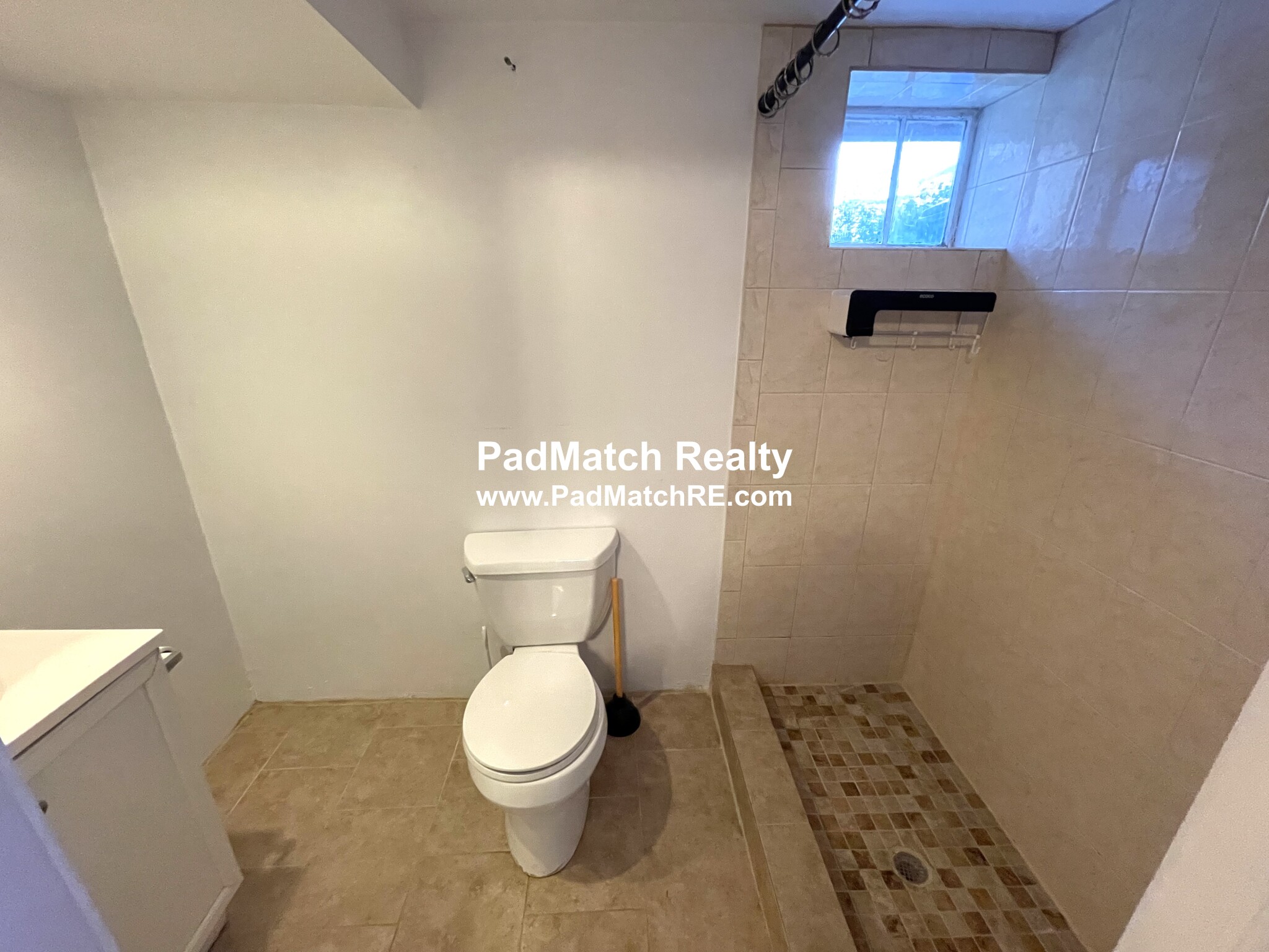 1776 Commonwealth Ave, Brighton