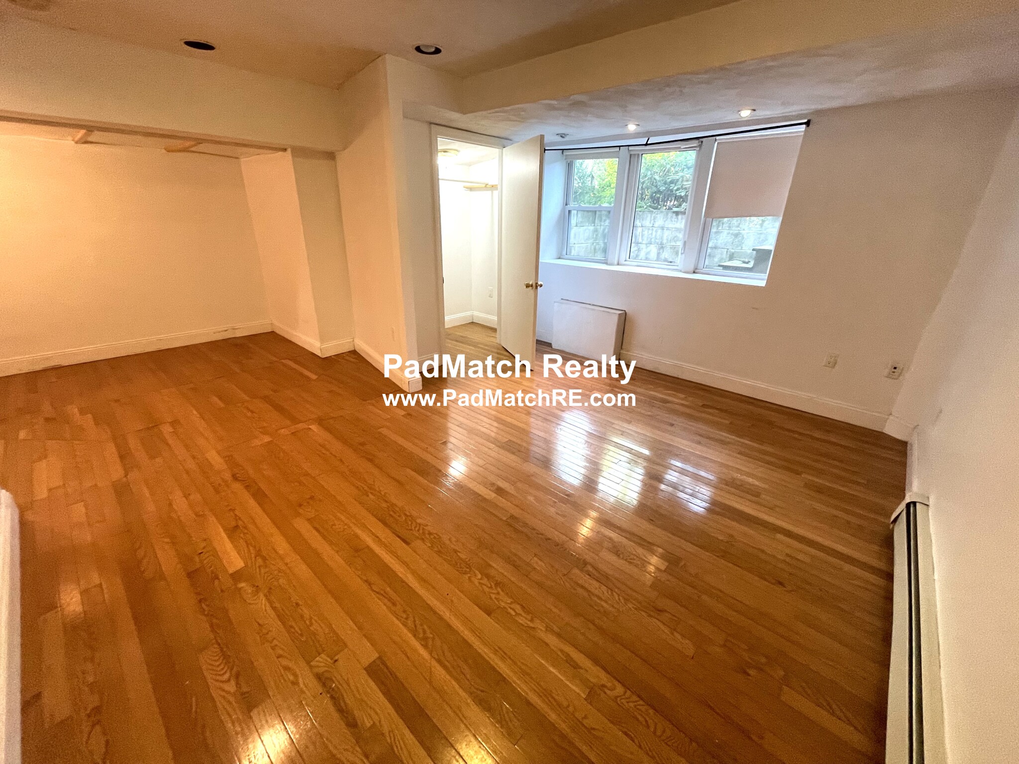 1776 Commonwealth Ave, Brighton