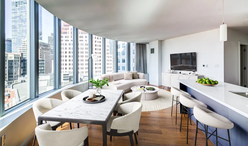 120 Kingston St, Chinatown