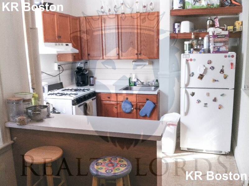 1788 Beacon St, Brookline Hills