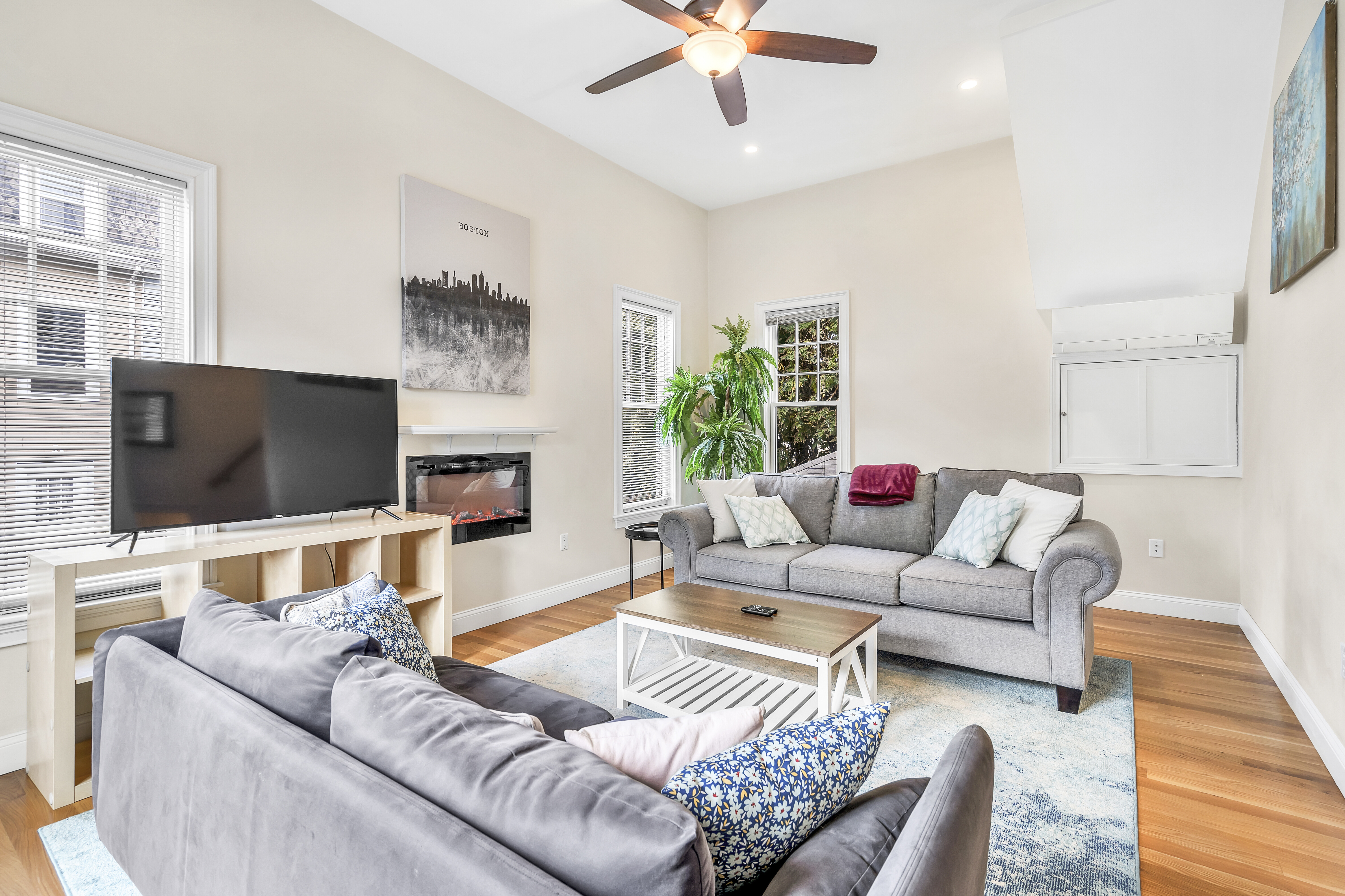 10 Bradbury, Allston