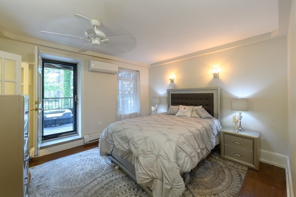 17 Holyoke St, South End