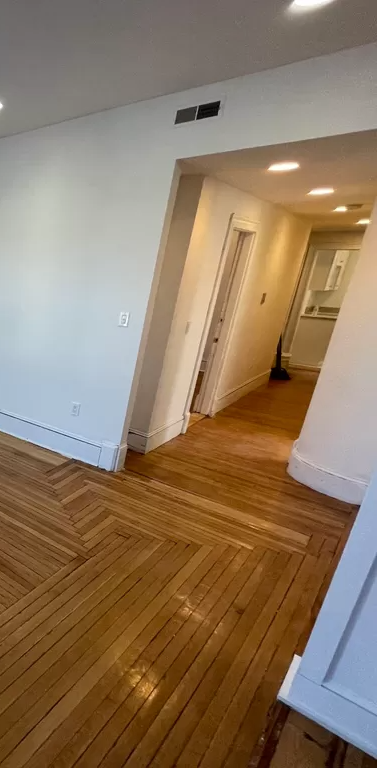 26 Woodville St, Roxbury