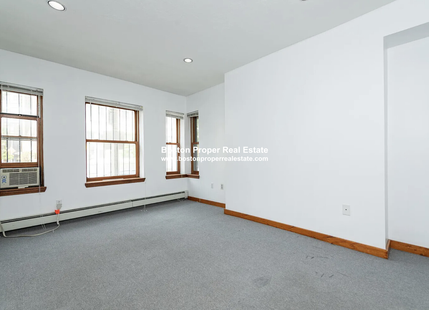 18 Edgerly Rd, Fenway