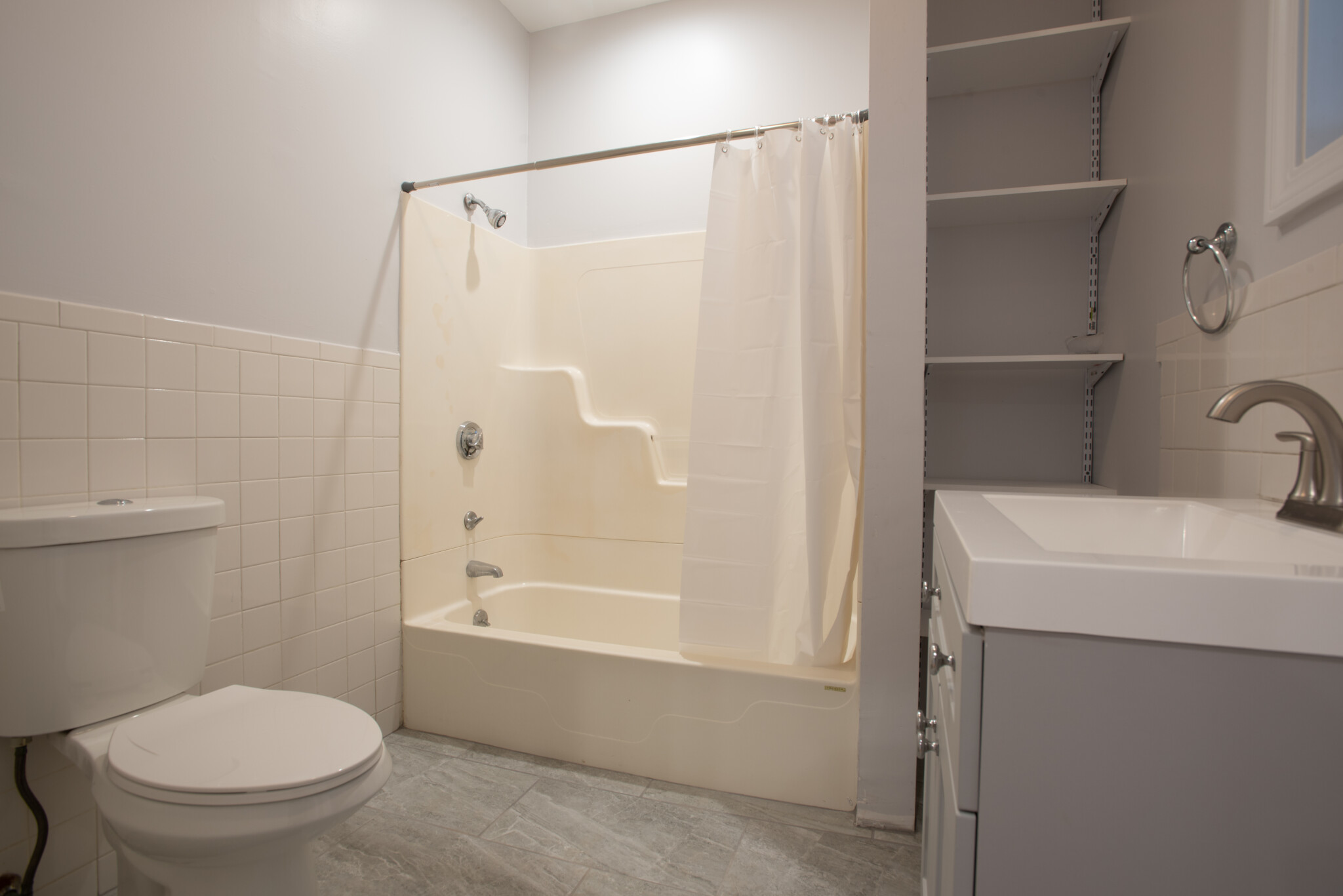 18 Hews, Cambridgeport