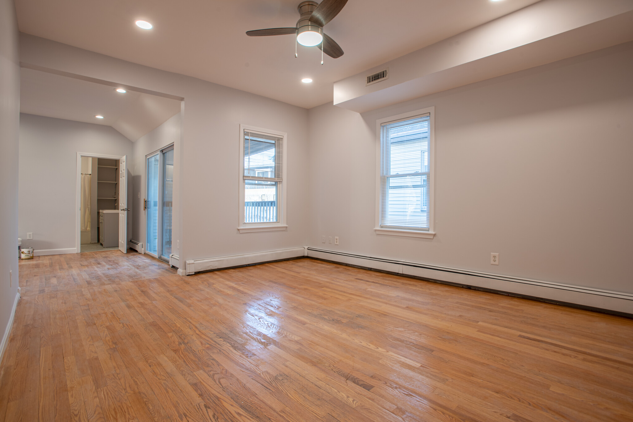 18 Hews, Cambridgeport