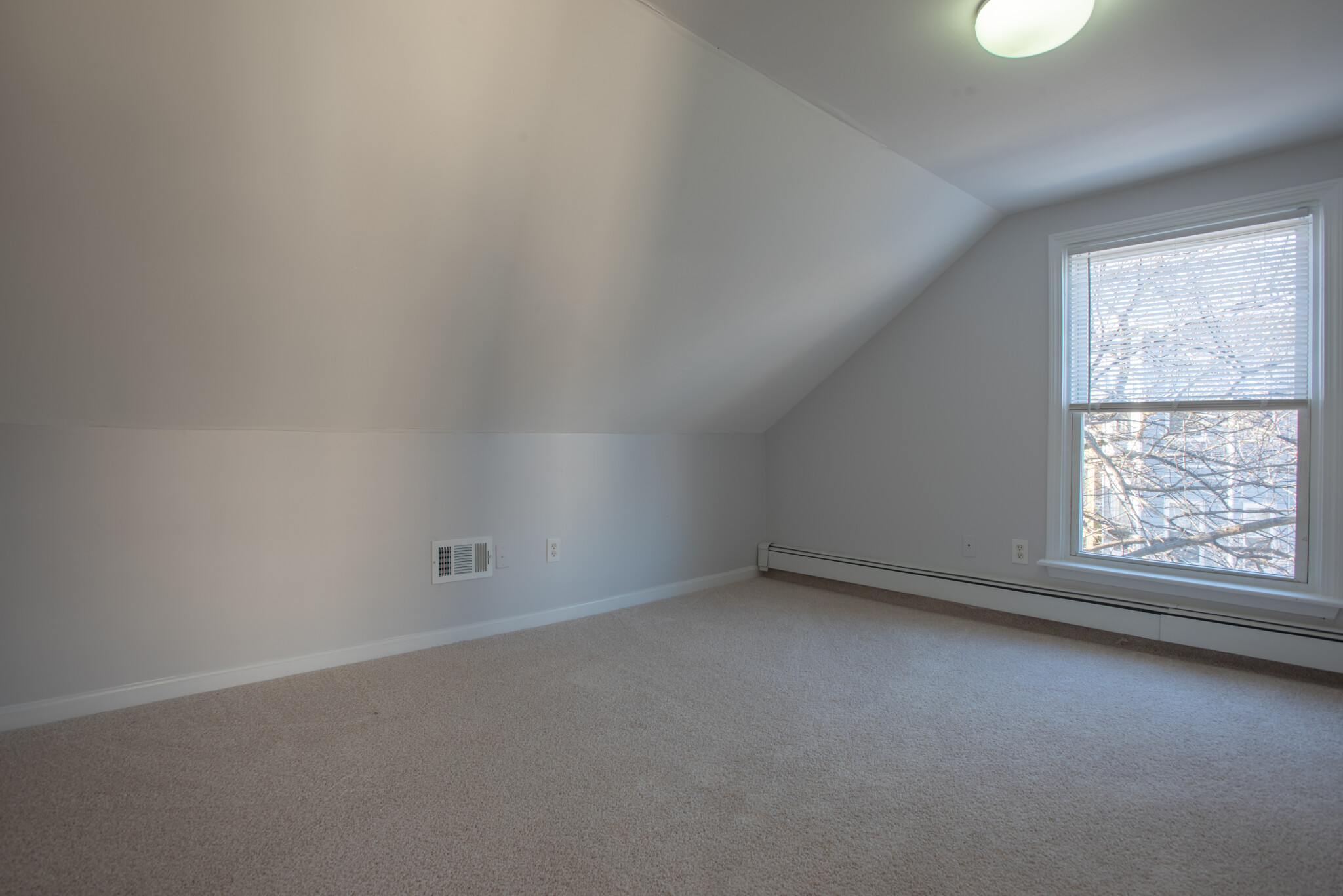18 Hews, Cambridgeport