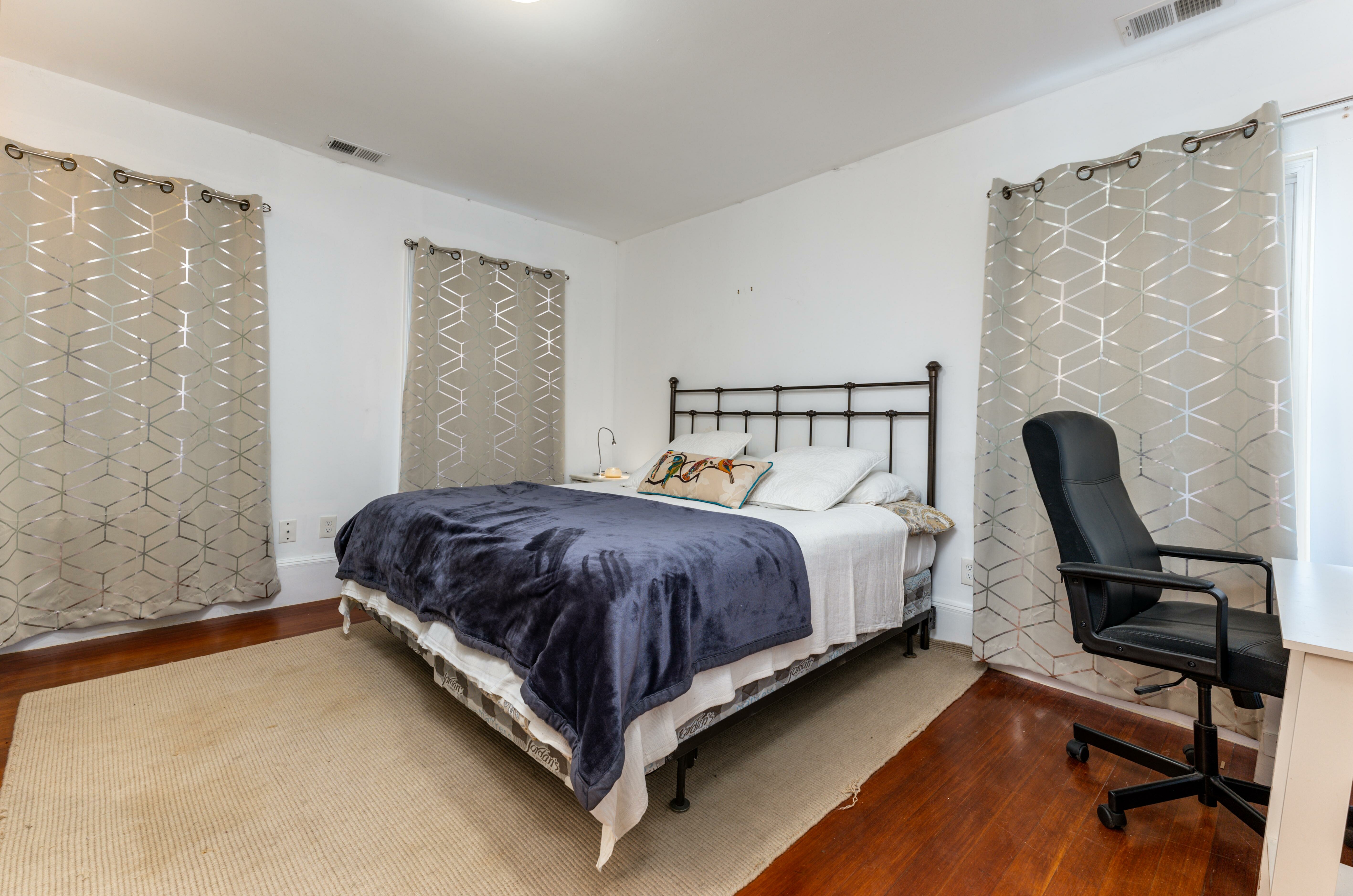 18 Holten St, Allston