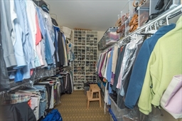 51 Winslow Rd, North Brookline