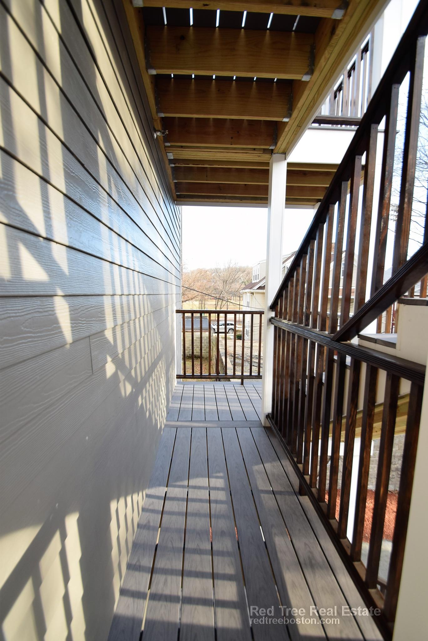 490 Washington St, Brighton