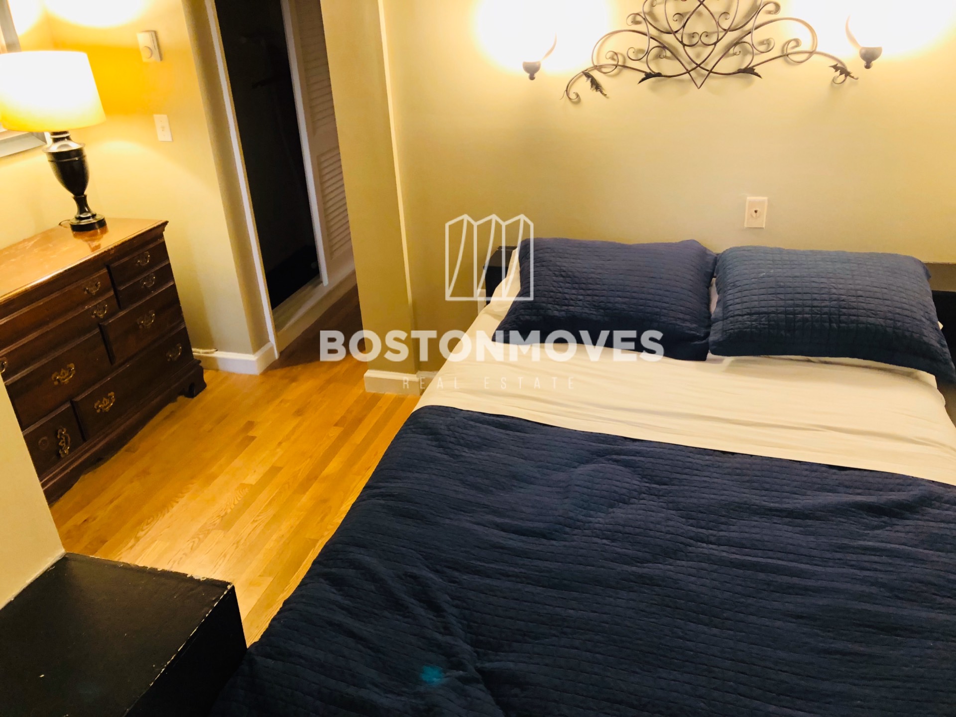 113 Beacon St, Back Bay