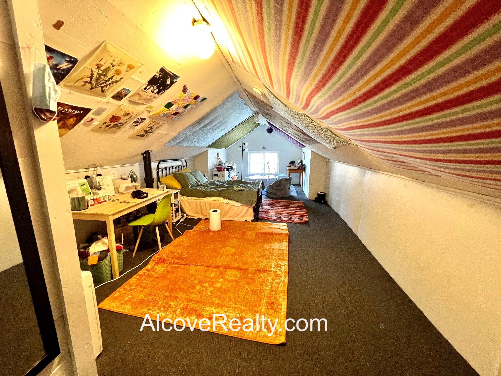 34 Leonard St, Davis Square