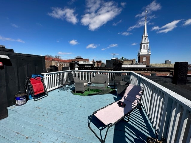 160 Salem St, North End