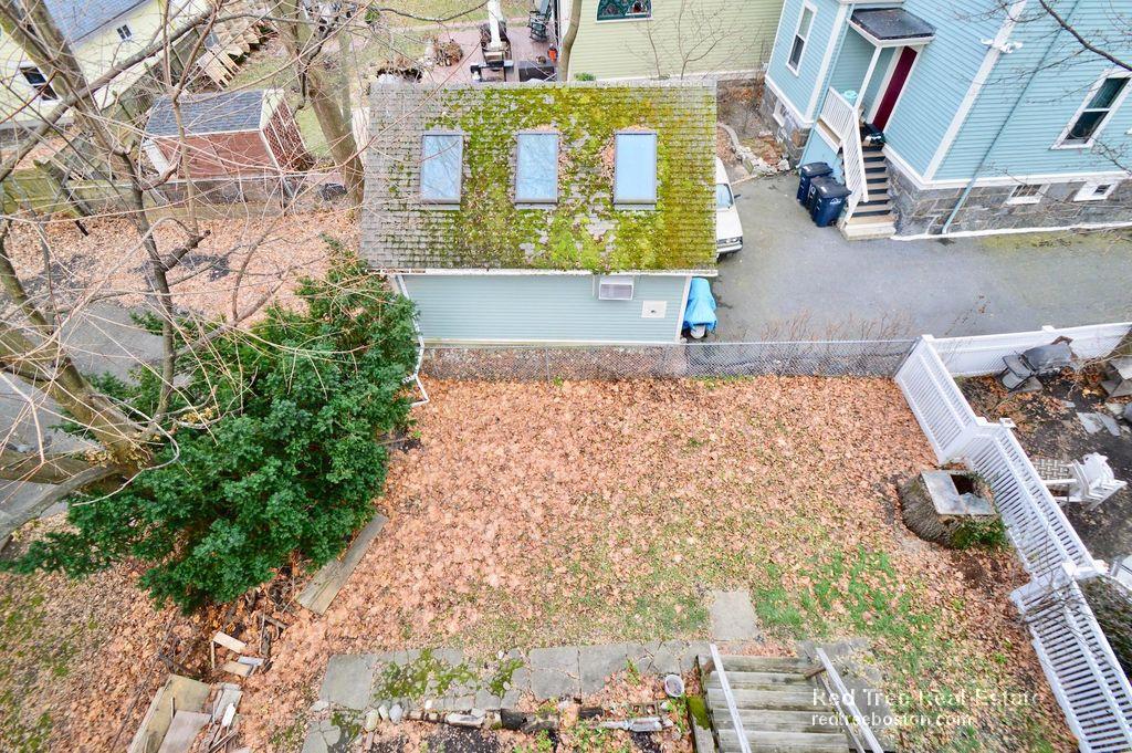 121 Williams St, Jamaica Plain