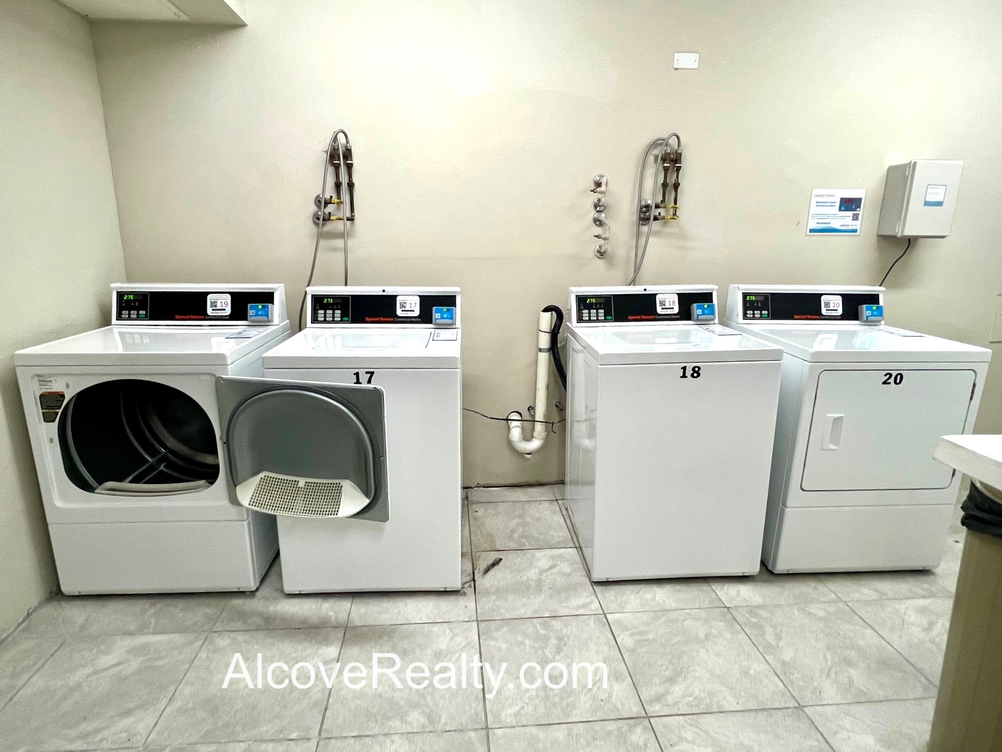 60 Pleasant St, Arlington