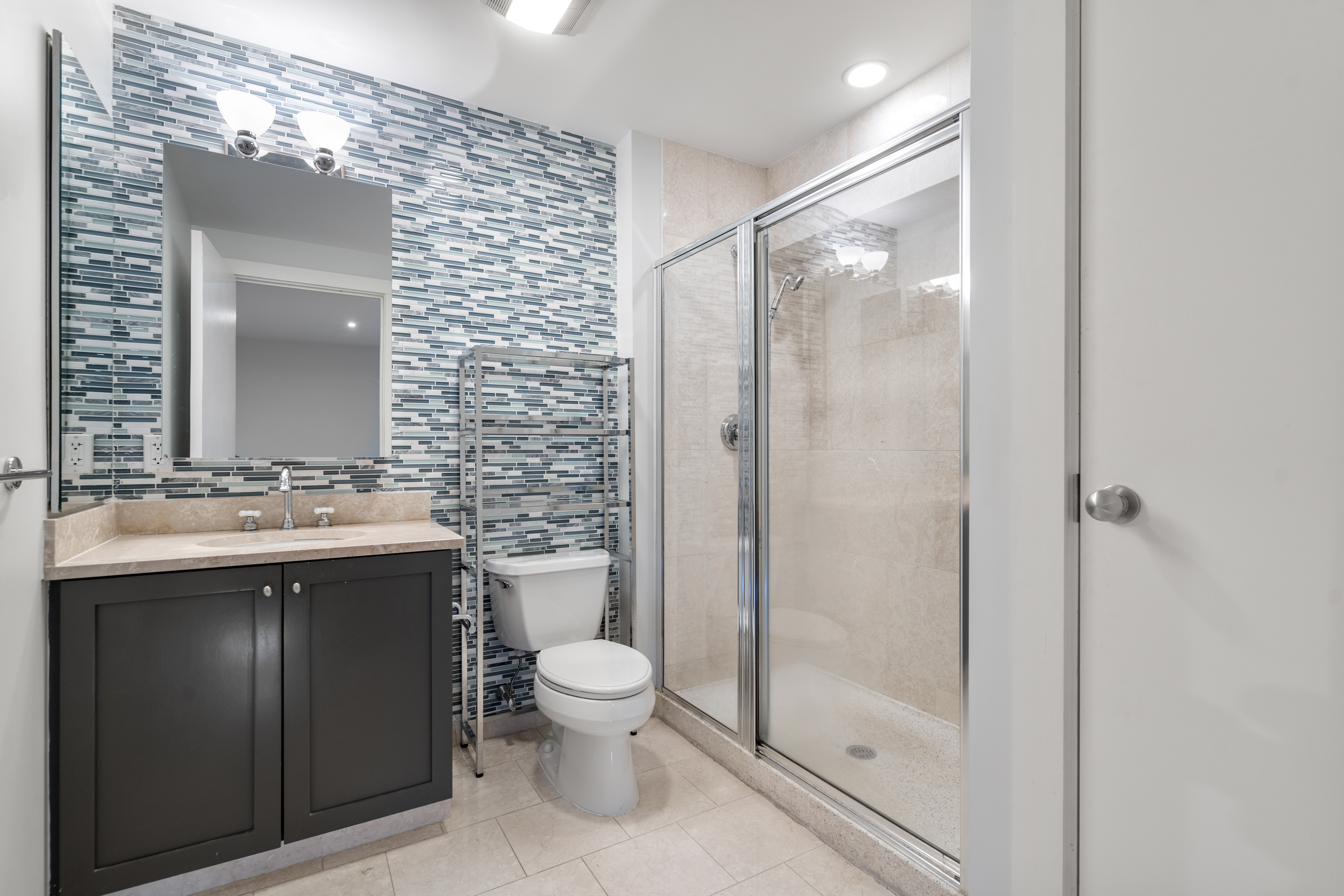 21 Father Francis Gilday St, South End