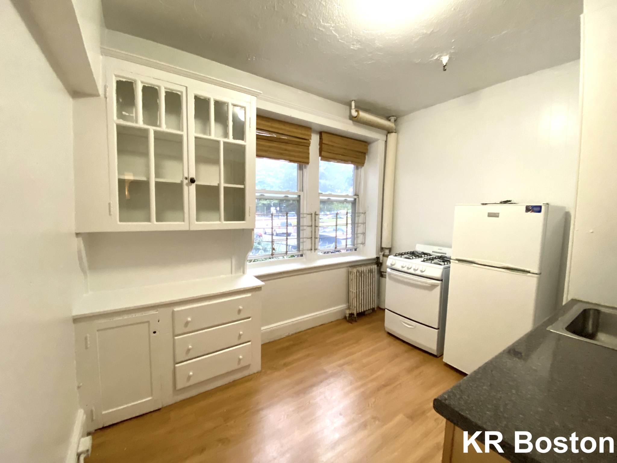 1810 Commonwealth Ave, Brighton