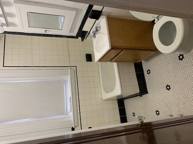 1800 Commonwealth Ave,, Brighton