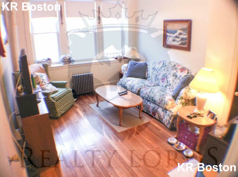 1800 Commonwealth Ave, Brighton