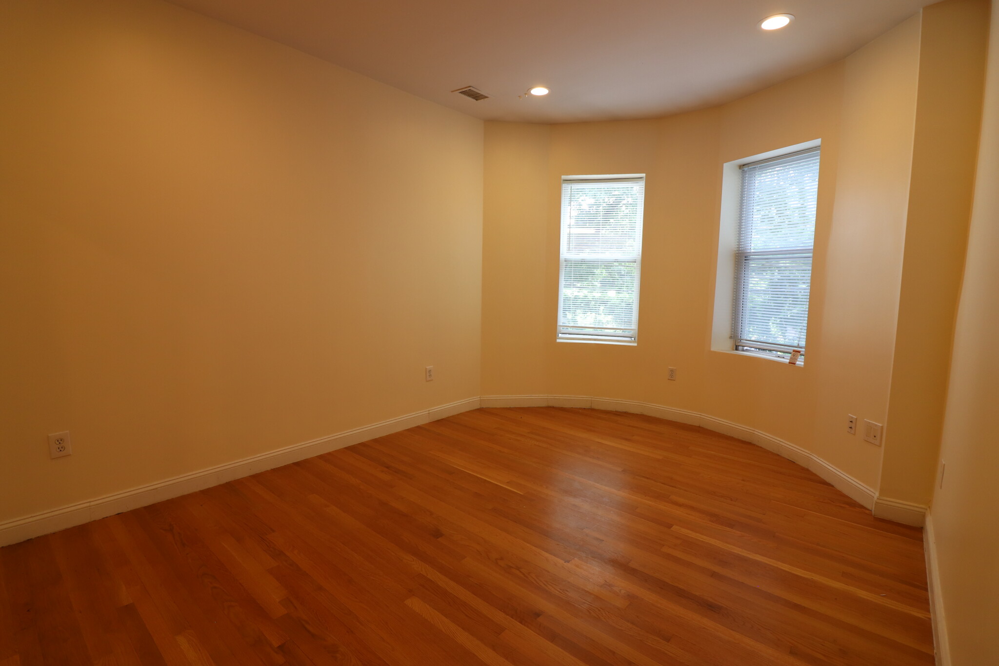 1801 Beacon St, Chestnut Hill