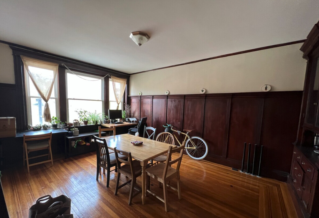 181 Harvard St, Coolidge Corner