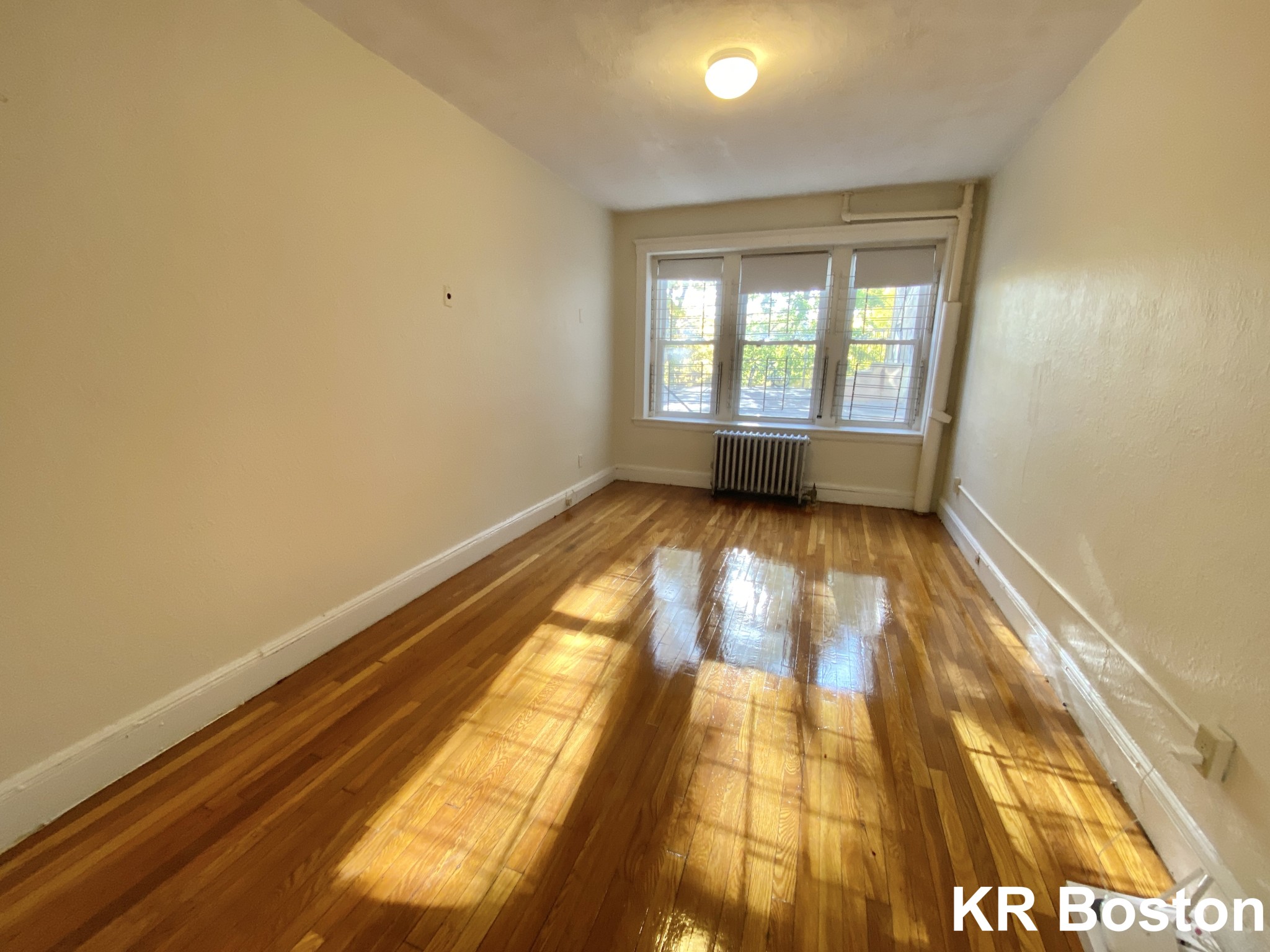 1810 Commonwealth Ave, Brighton